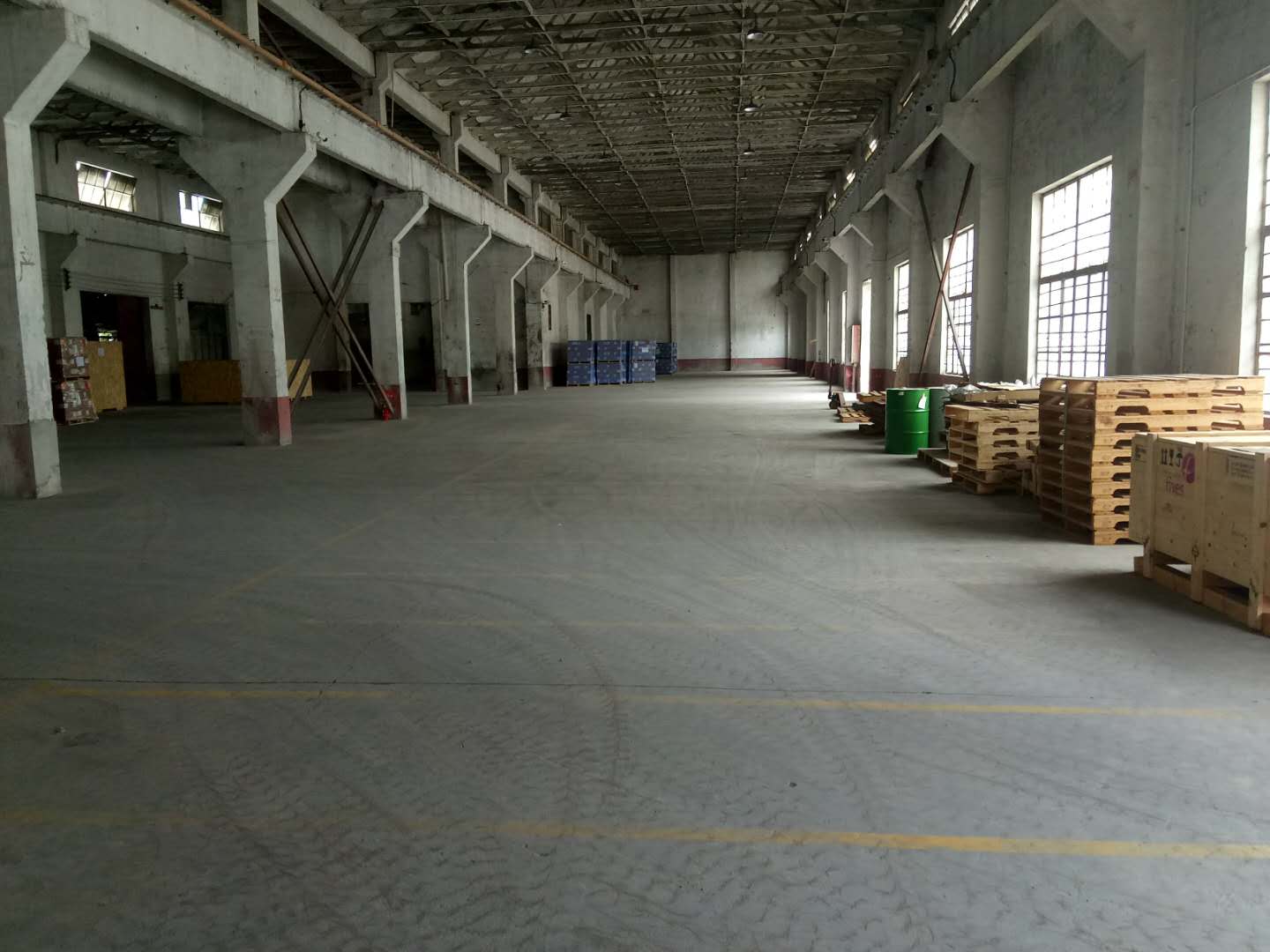 上海楚基供應鏈管理(lǐ)有(yǒu)限公(gōng)司|倉庫出租、電(diàn)商(shāng)配送服務(wù)