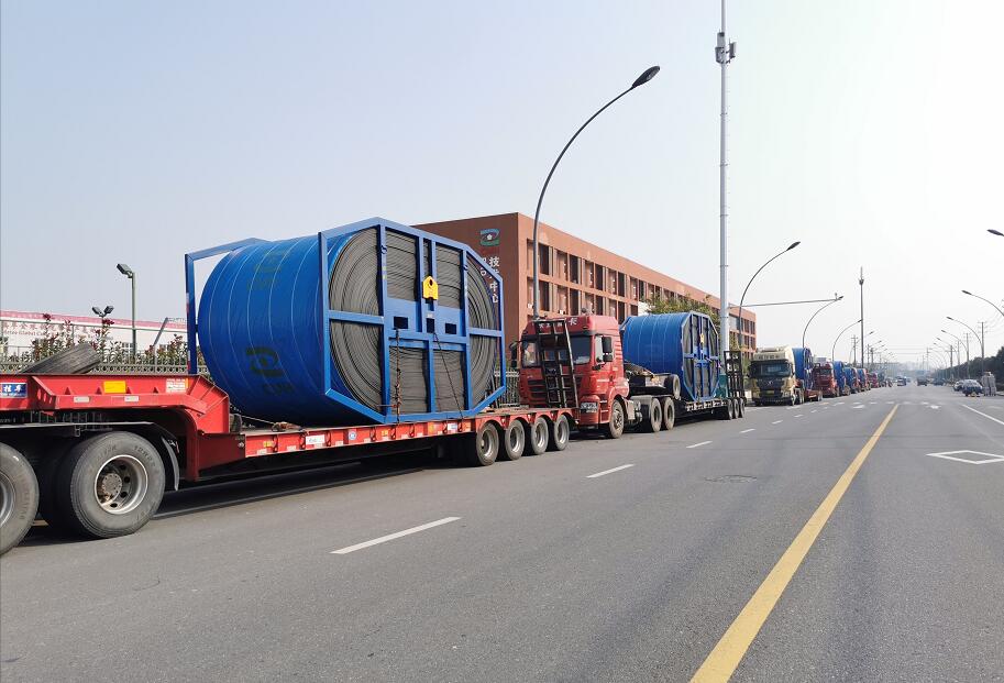 出口傳輸帶運輸，楚基物(wù)流